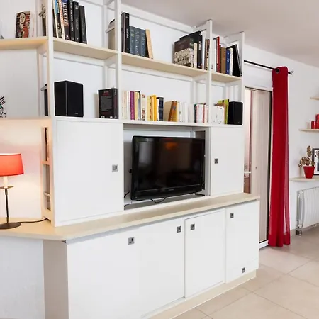 Sumptuous House Of 120m With Garden And Jacuzzi Καρκασόν