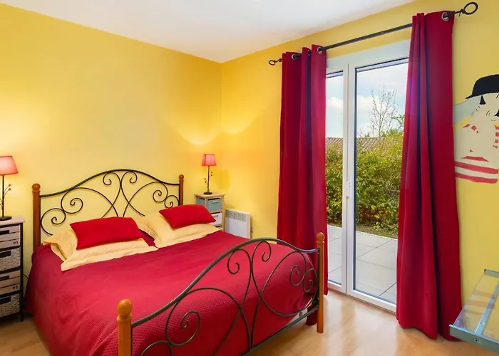 Ferienhaus Sumptuous House Of 120m With Garden And Jacuzzi *